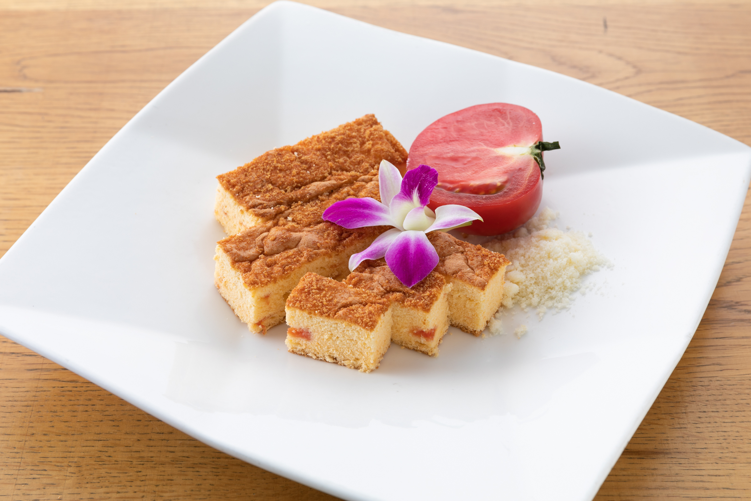 埼玉県産トマトのパウンドケーキ